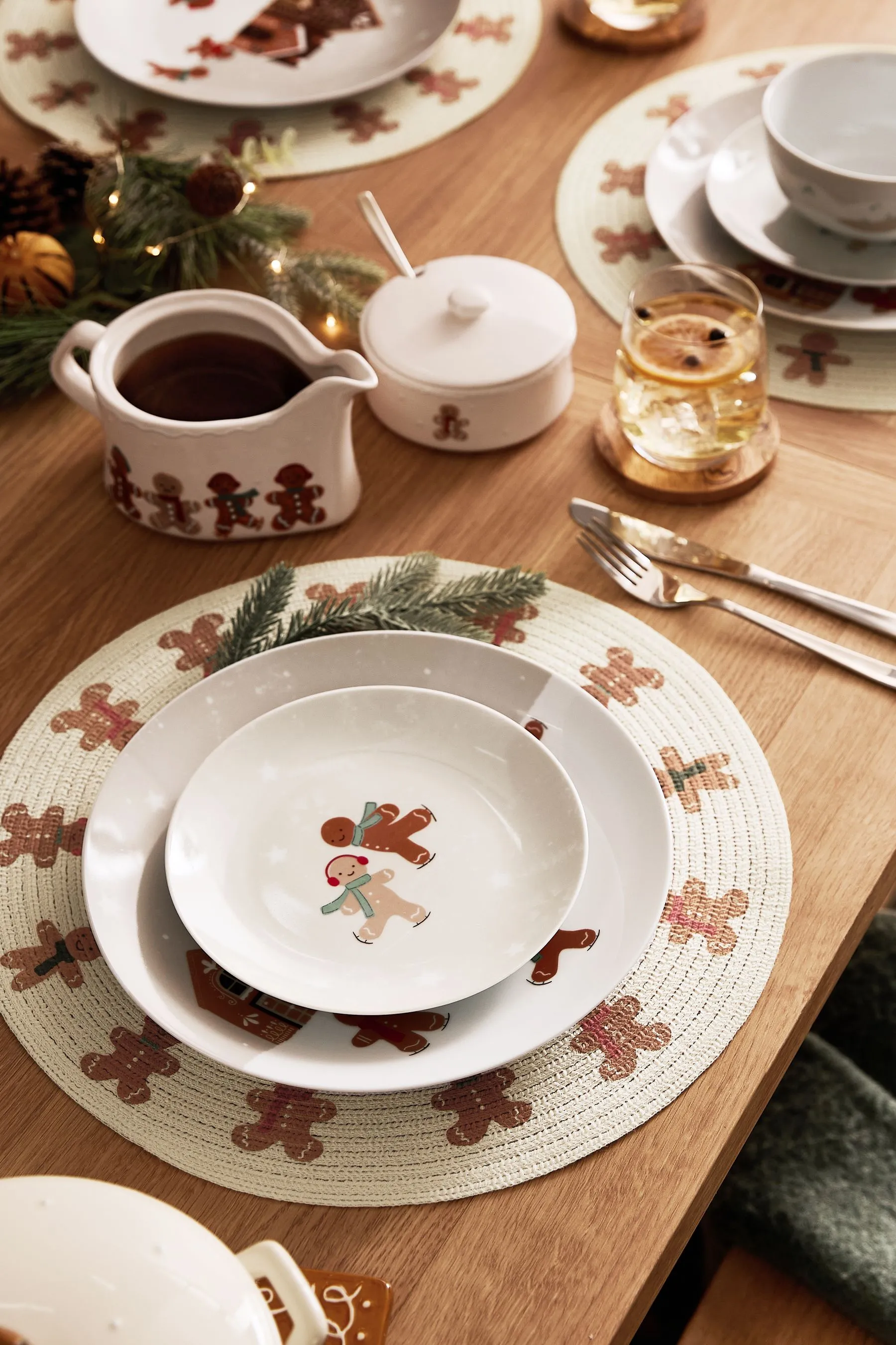 12 Piece Gingerbread Dinner Set