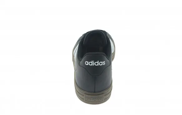 adidas DAILY 2.0