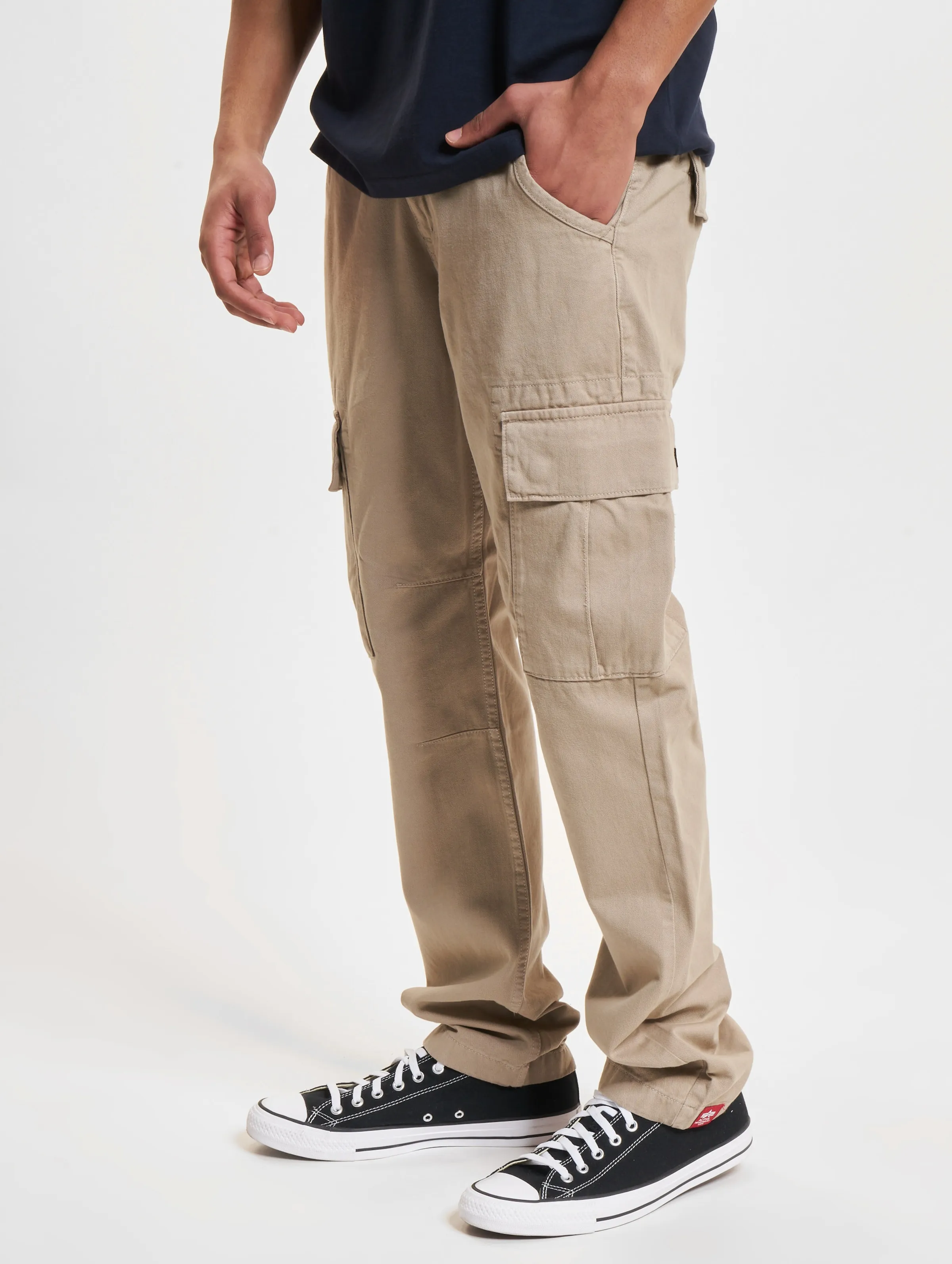 Alpha Industries Agent