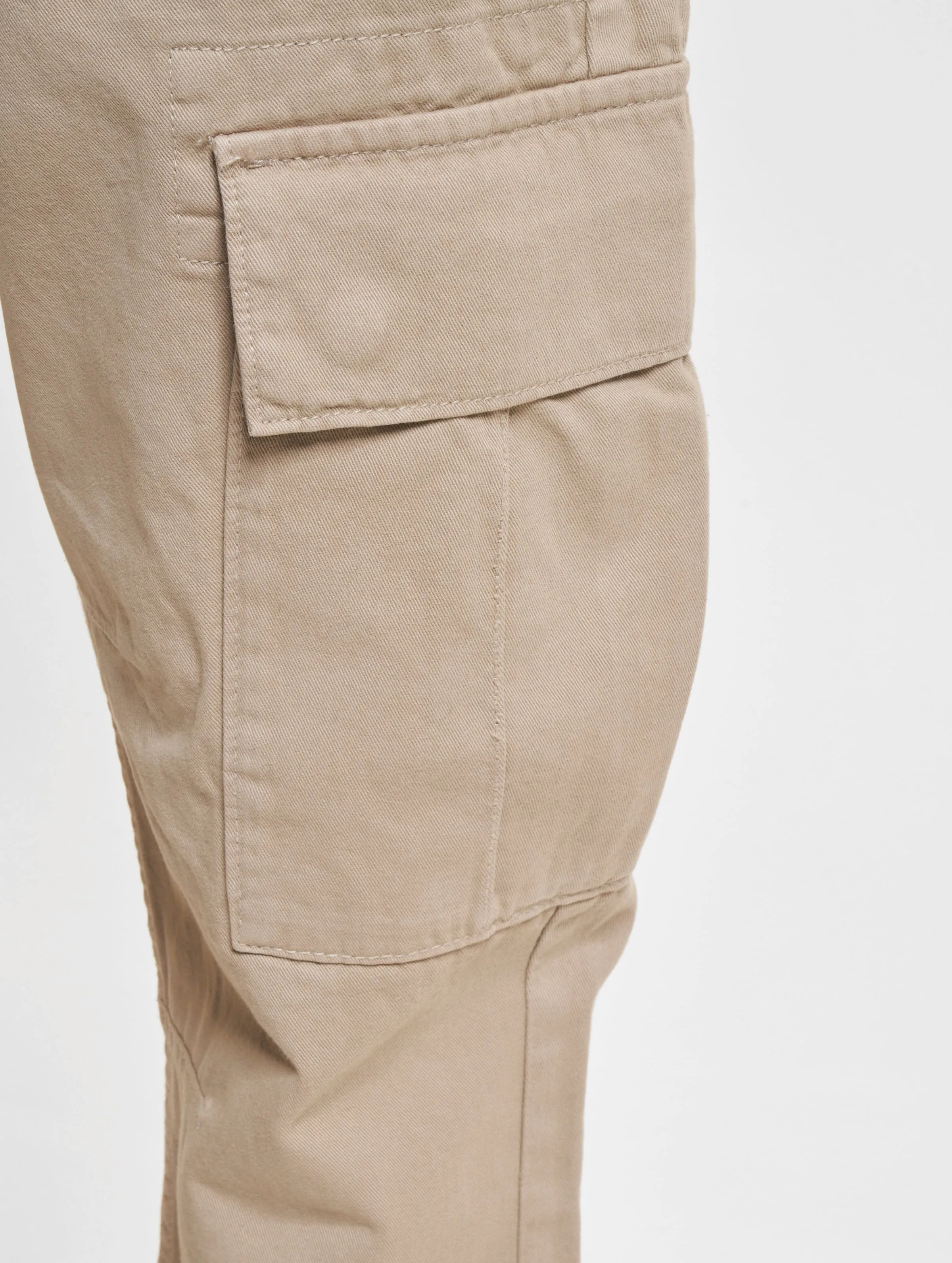 Alpha Industries Agent