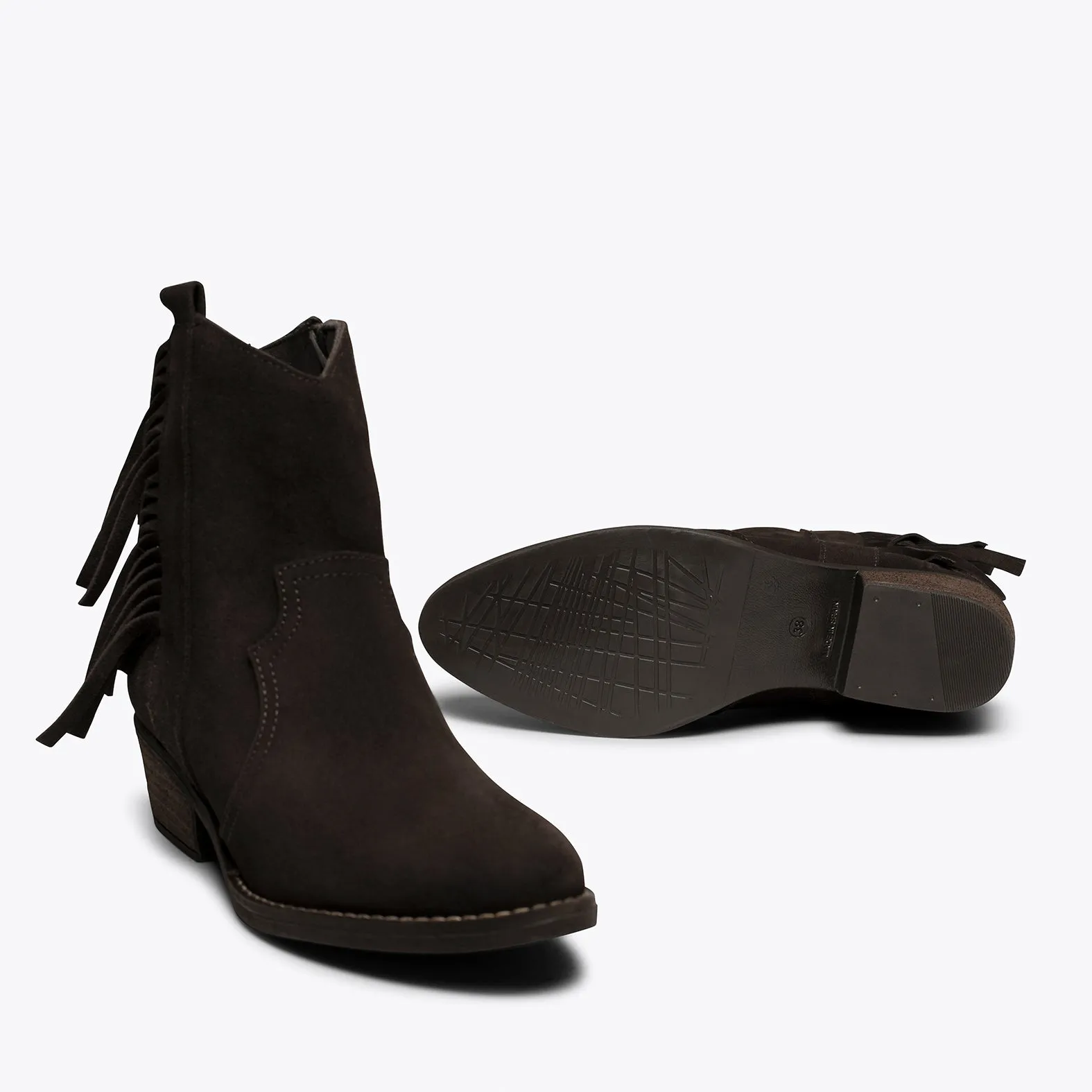 BOHO BOTíN COWBOY MARRÓN CON FLECOS