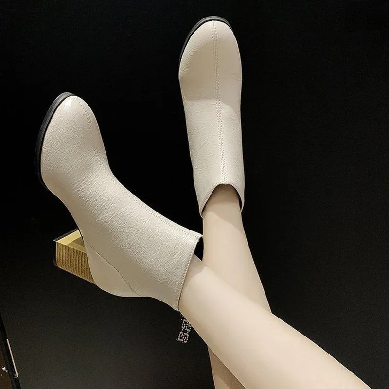 Botas de moda en otoño invierno, tacón grueso y cabeza cuadrada beige, botas cortas finas para mujer