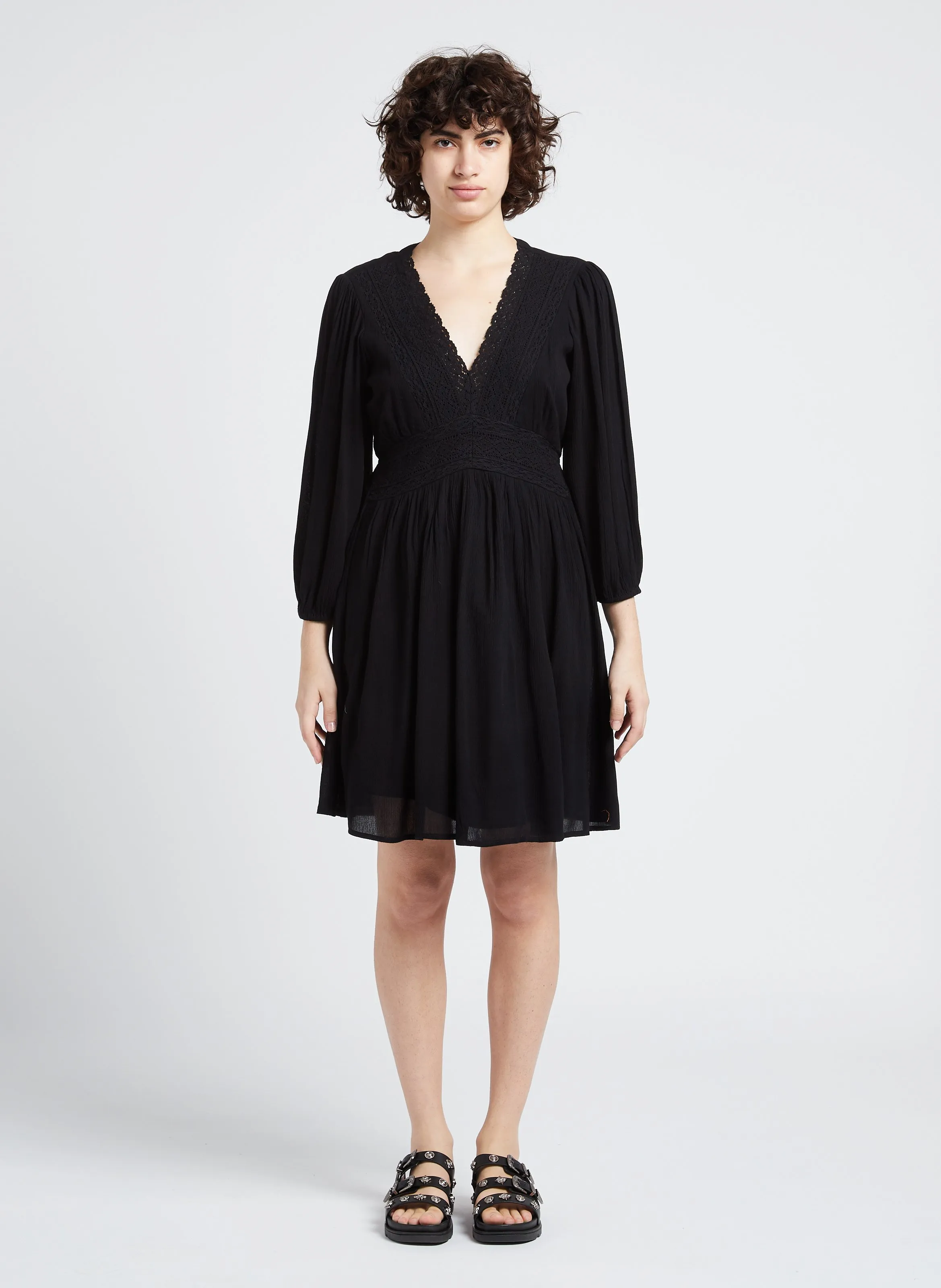 CAMILLE BIS  VESTIDO MIDI AJUSTADO CON BORDADO EN NEGRO