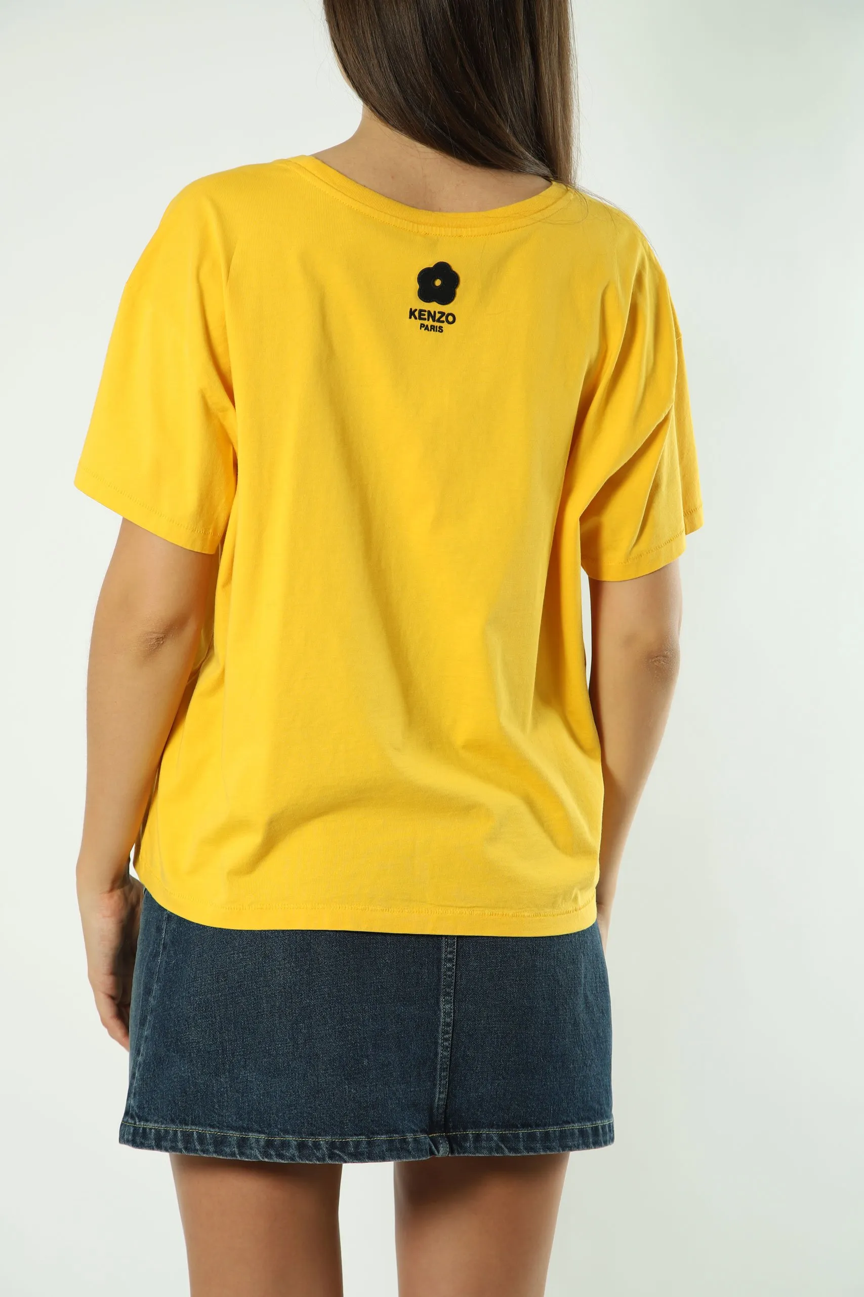 Camiseta amarilla con maxilogo elefante