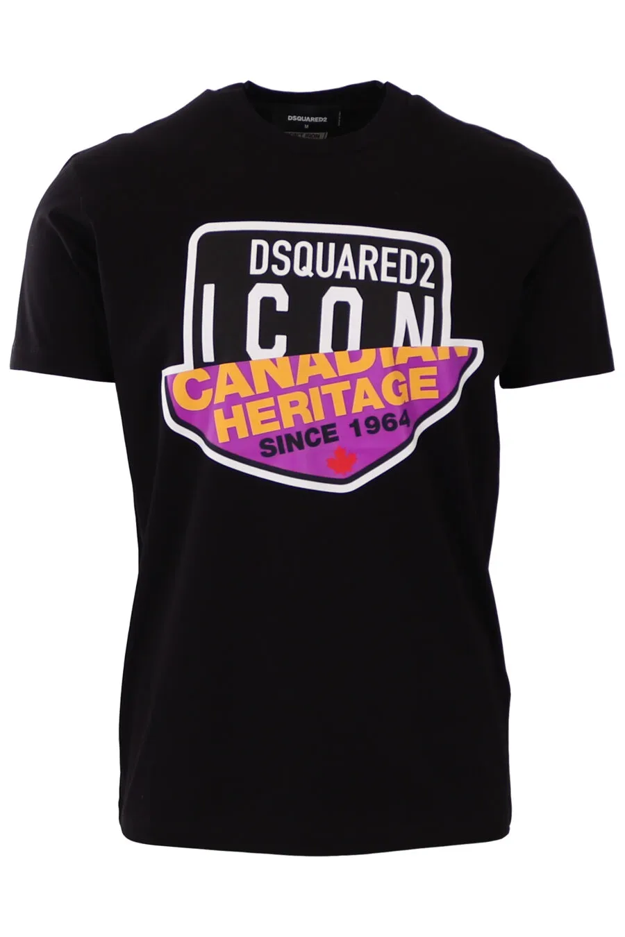 Camiseta negra con logo 
