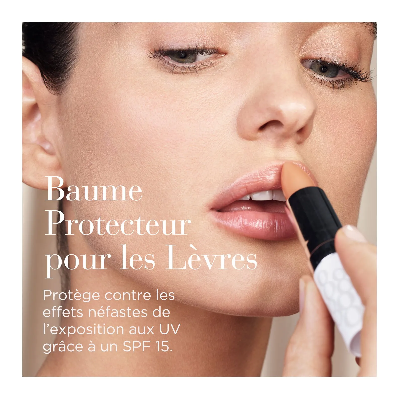 ELIZABETH ARDEN Eight Hour Bálsamo Protector para labios SPF 15