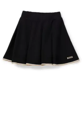 Falda estilo patinadora para niñas con logo estampado