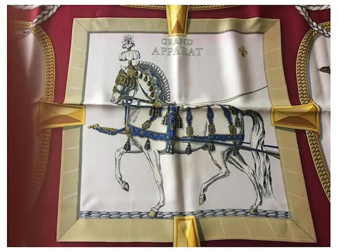 Hermès Bufandas de seda Burdeos 