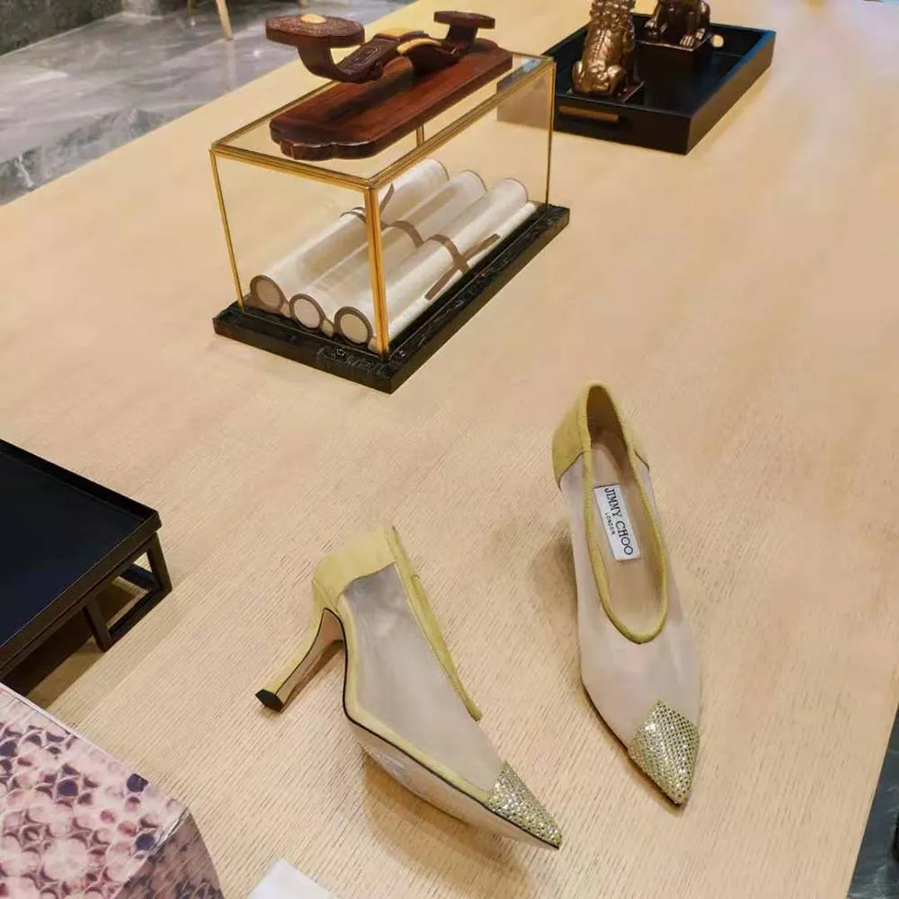 Jimmy Choo Mujer Nicole 90 Zapatos de tacón de gamuza y malla amarilla con adornos de cristal