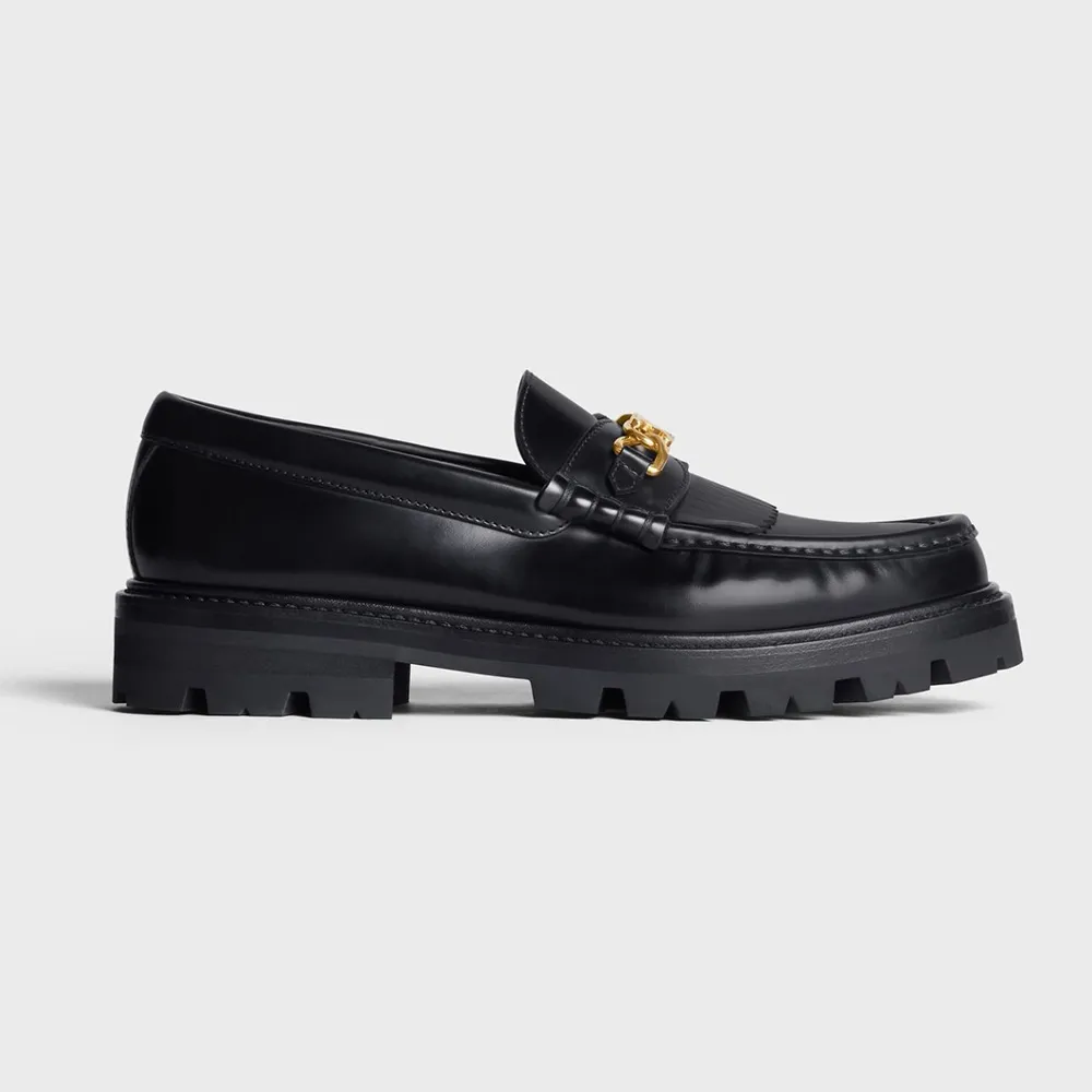 MOCASíN CELINE MARGARET PARA MUJER CON CADENA TRIOMPHE EN TORO PULIDONEGRO