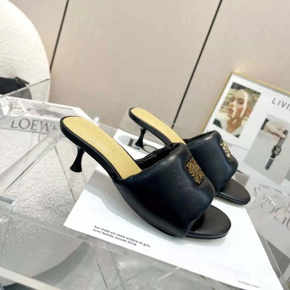 MULE LOEWE MUJER ANAGRAM ACOLCHADO EN PIEL DE CORDERONEGRO