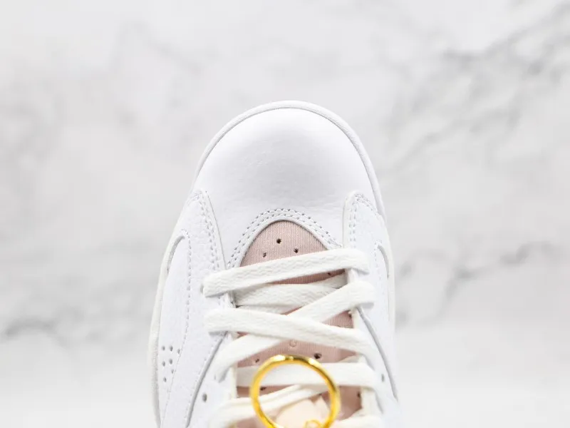 Nike Air Jordan 6 “Gold Hoops" Modelo 106H