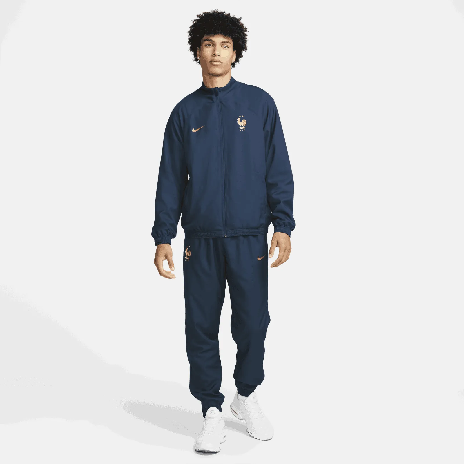 NIKE DRIFIT FFF STRIKE