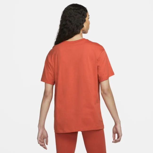 NIKE SPORTSWEAR ESSENTIALS TSHIRT