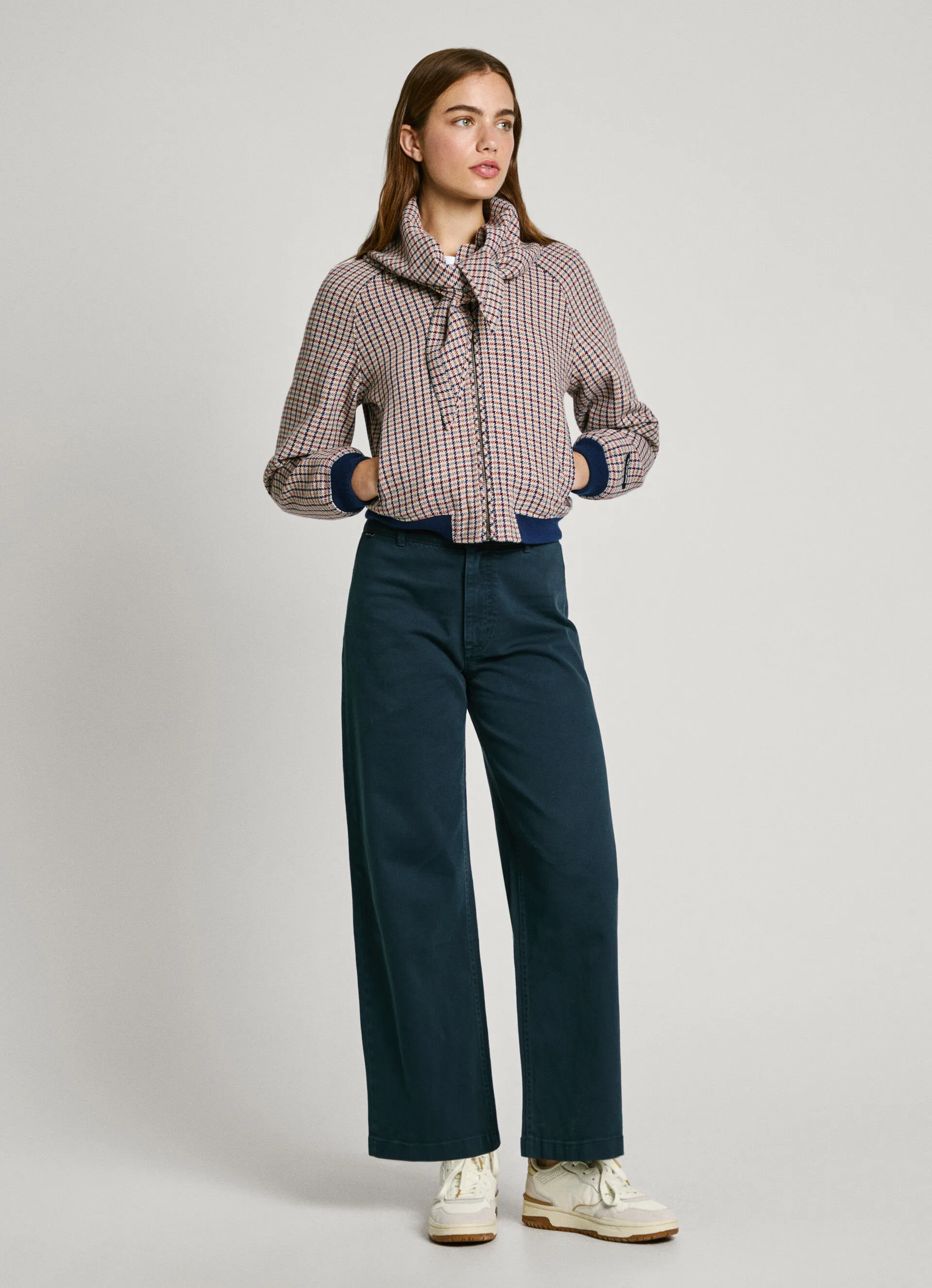 pantalón sarga fit culotte