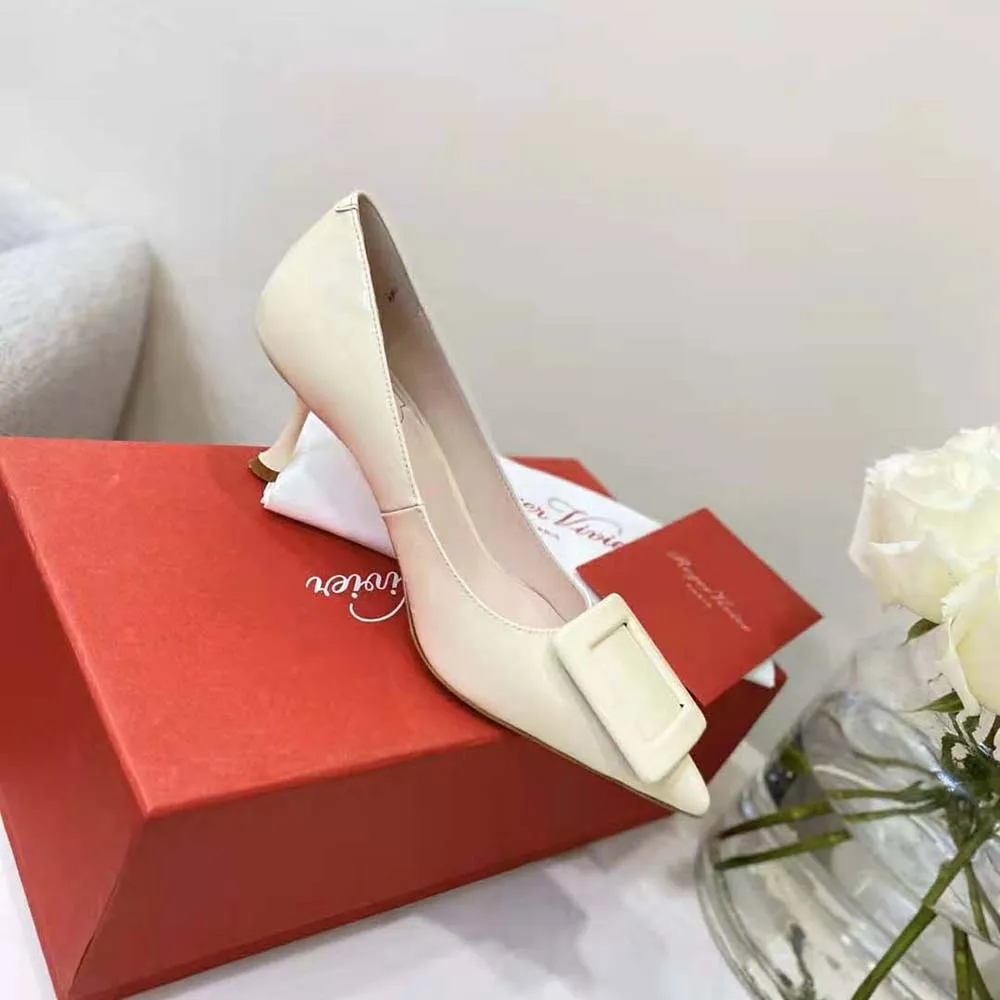ROGER VIVIER ZAPATOS DE SALóN VIVU2019 IN THE CITY MUJER EN CHAROLBLANCO