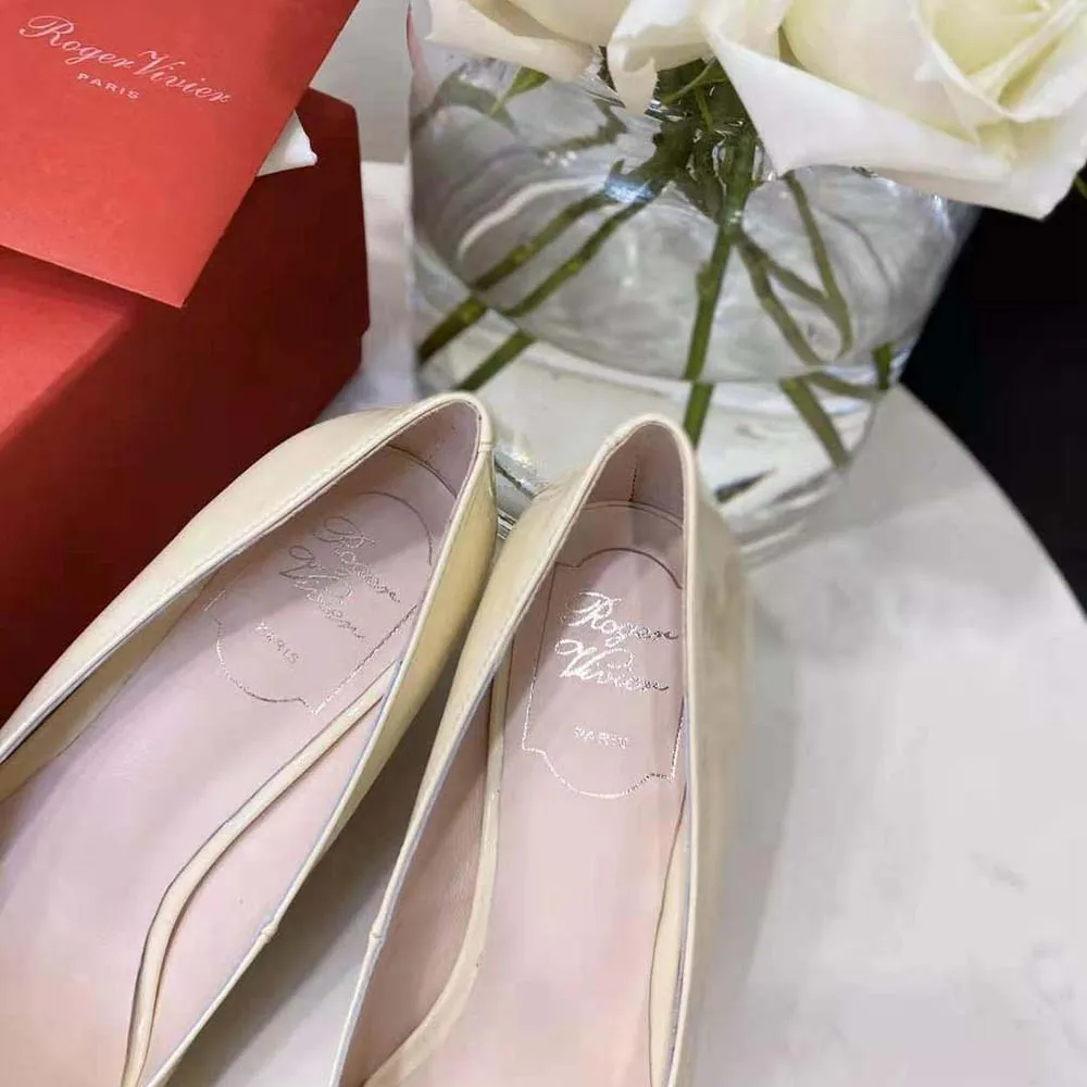 ROGER VIVIER ZAPATOS DE SALóN VIVU2019 IN THE CITY MUJER EN CHAROLBLANCO