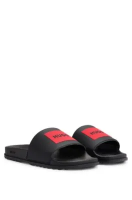 SLIPON CON ETIQUETA CON LOGO ROJA