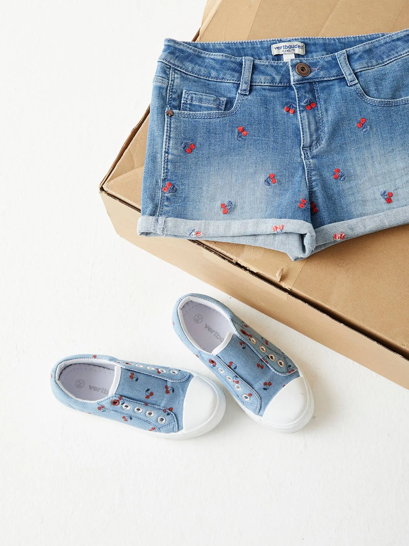 Zapatillas elásticas de tela para niña
