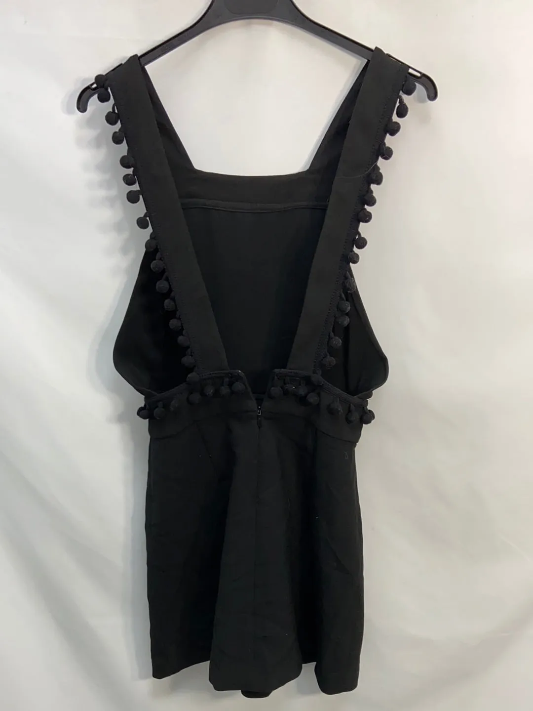 ZARA.Vestido negro borlas T.XS